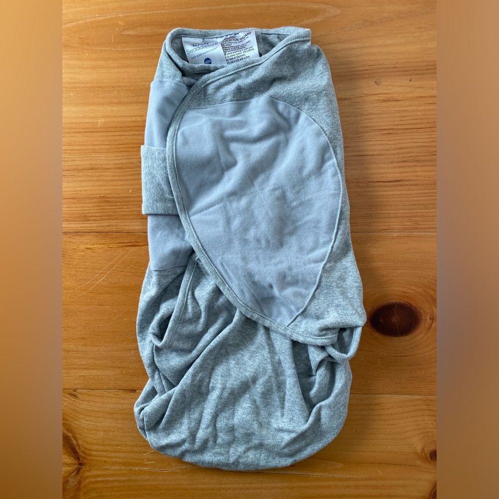 Halo newborn swaddle 0-3